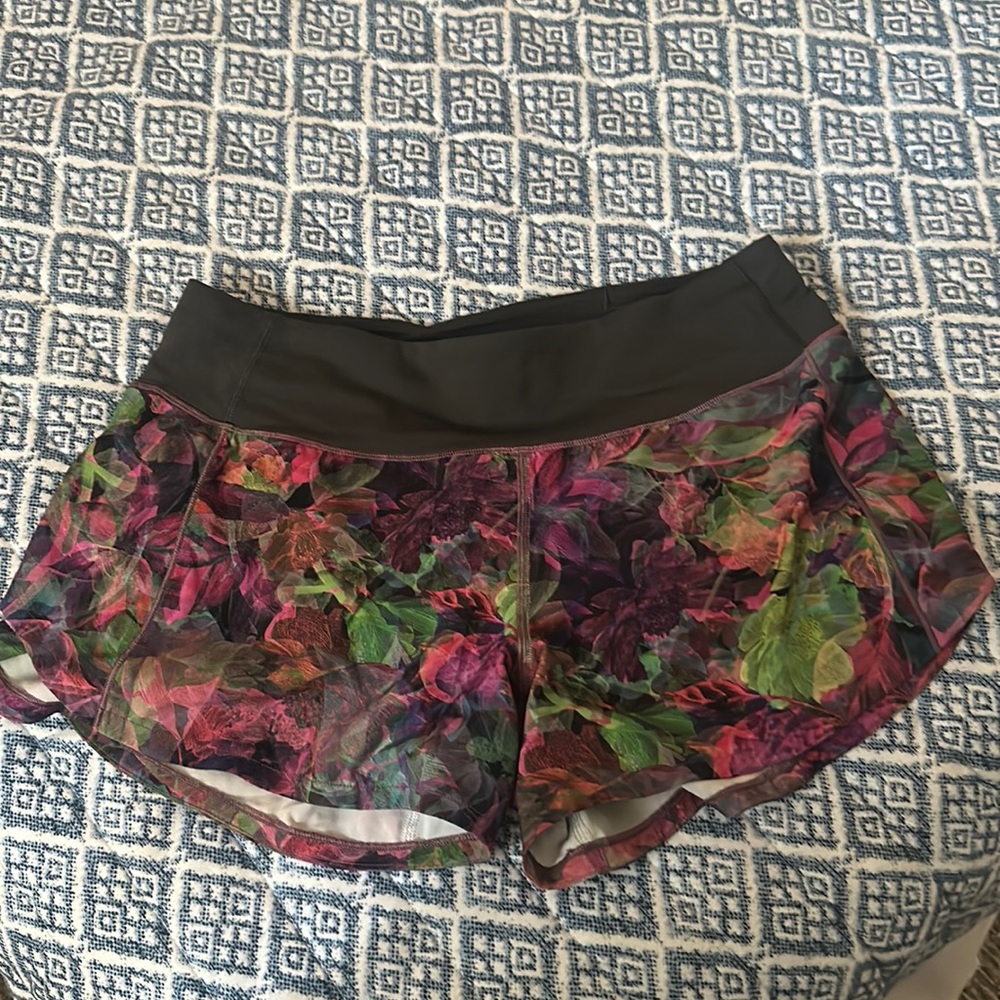 Gently worn lululemon shorts size 6